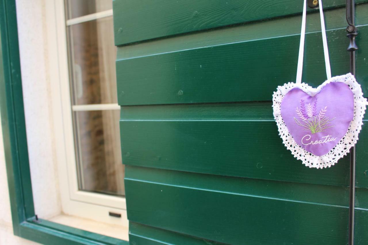 Lavanda Tribalj Exteriör bild